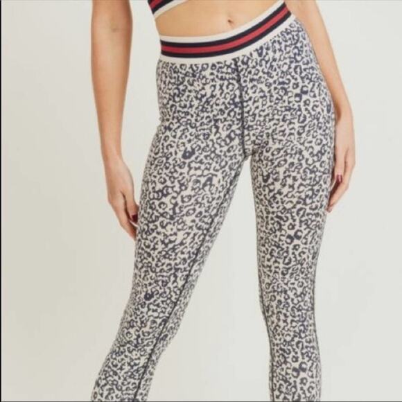 Leopard Leggings Size Large - Picture 1 of 5